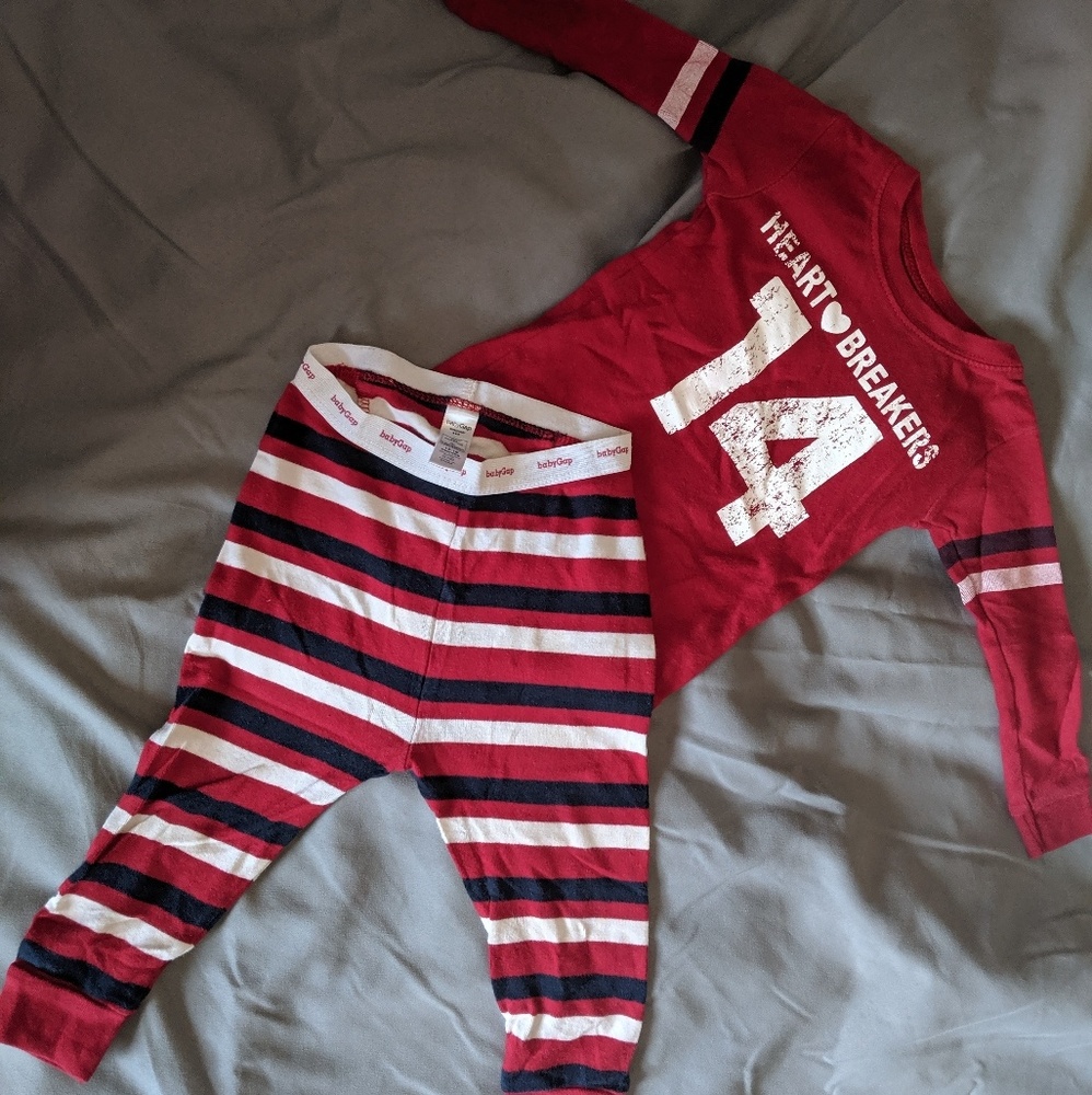 Unisex 12-18m baby gap pajamas